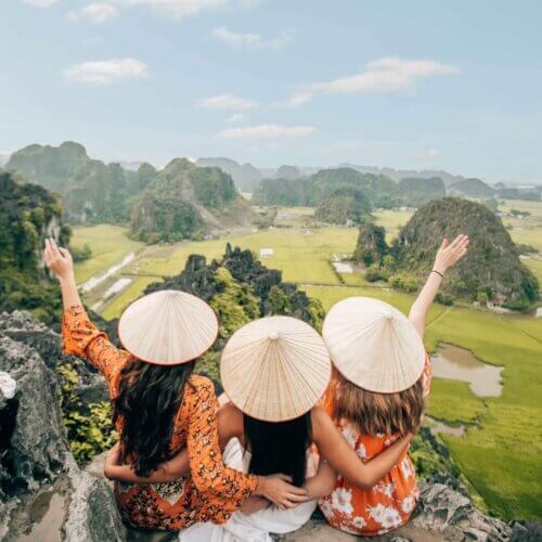 Package | 17 days Explore the best of Northern and Central Vietnam