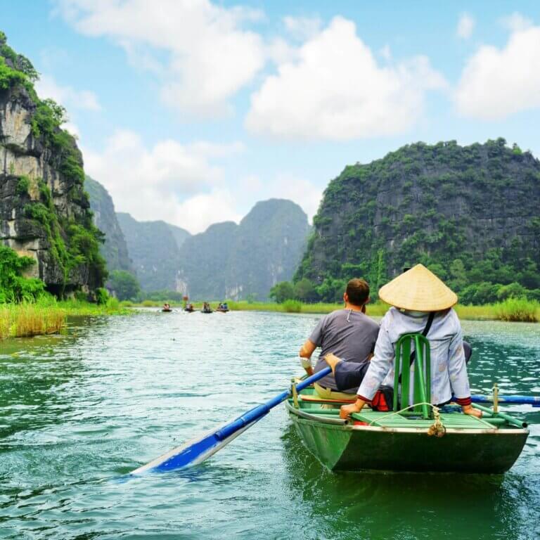14 days package: Explore the charming beauty of Vietnam